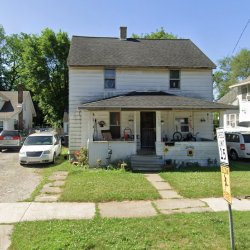 218 E Livingston